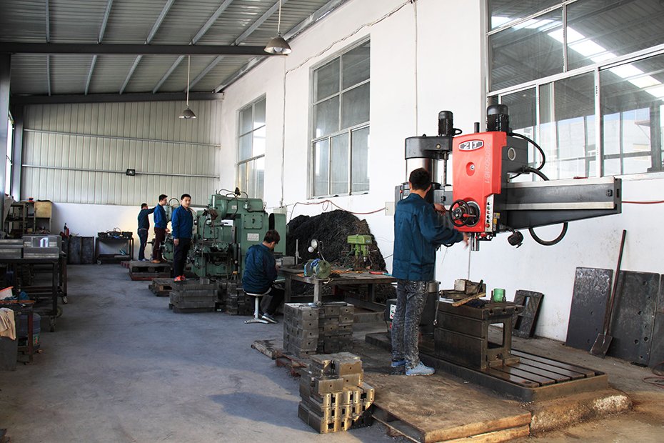 jingpengbusbar's tweet image. Jinan Jinpeng CNC Machinery Co.,Ltd. specializing in producing different kinds of busbar processing machines.
If you have any need, contact me.
WhatsApp:+8613853183915
Skype:sdjpsk
Official Website: busbarmachine.net 
Email:info@sdjpsk.com 
#busbarprocessing #busbarmachine