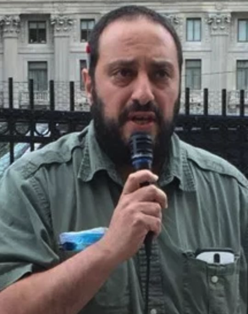 canarymission's tweet photo. .@NationalSJP keynote speaker Hatem Abudayyeh expressed his support for terrorist groups like Hamas and Hezbollah (whom he says are NOT terrorists, while the US army and IDF are) as well as for individual terrorists, like Rasmea Odeh. #WarpedViews 
https://t.co/SELbF515wf https://t.co/6dBGkWafNr