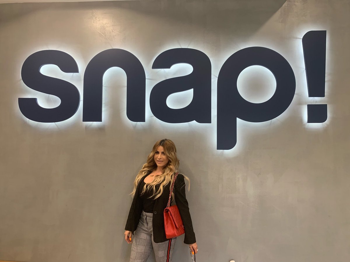 GabrielaSnap's tweet photo. Such a pleasant time at home office 💚💙 #NewBeginnings #letsdothis @MySnapFinance @SnapBenefit https://t.co/aV0J6TF5Hu