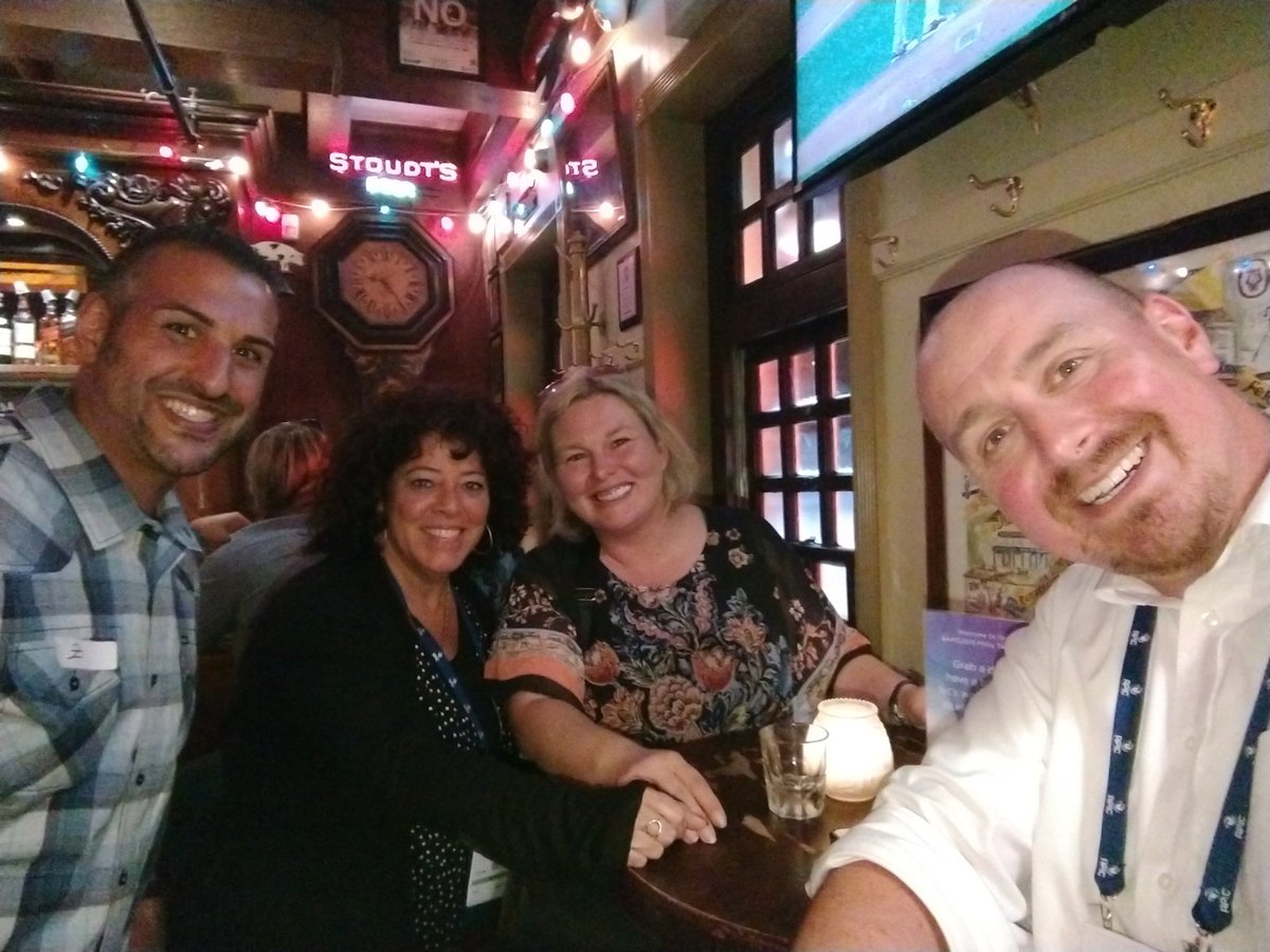 IP_Crystal98's tweet photo. @InfectionPrvntn @chelle3343 and our Swipe Sense friend, Z! #APIC2019 #TweetUp #TweetWashRepeat https://t.co/ixVOBqoEEb