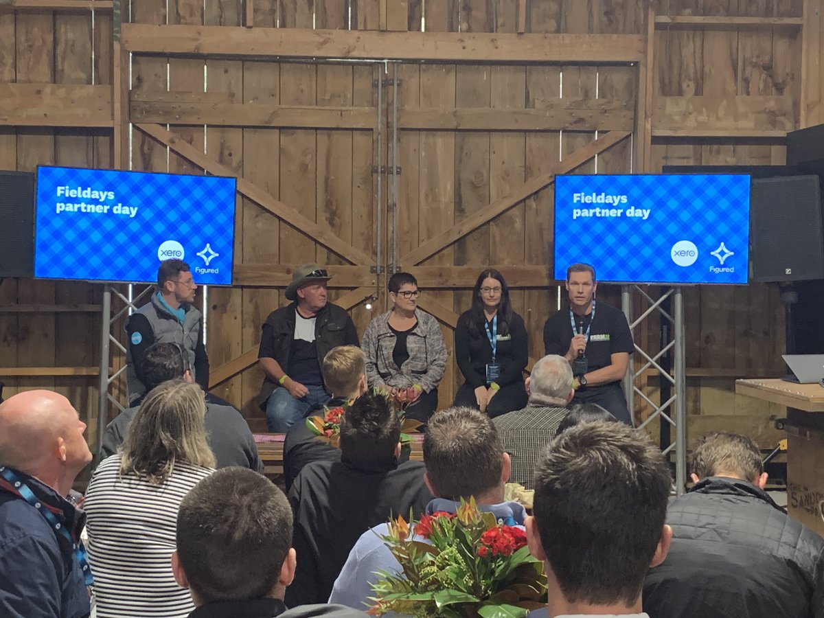 Raewyn McConnell tweet media