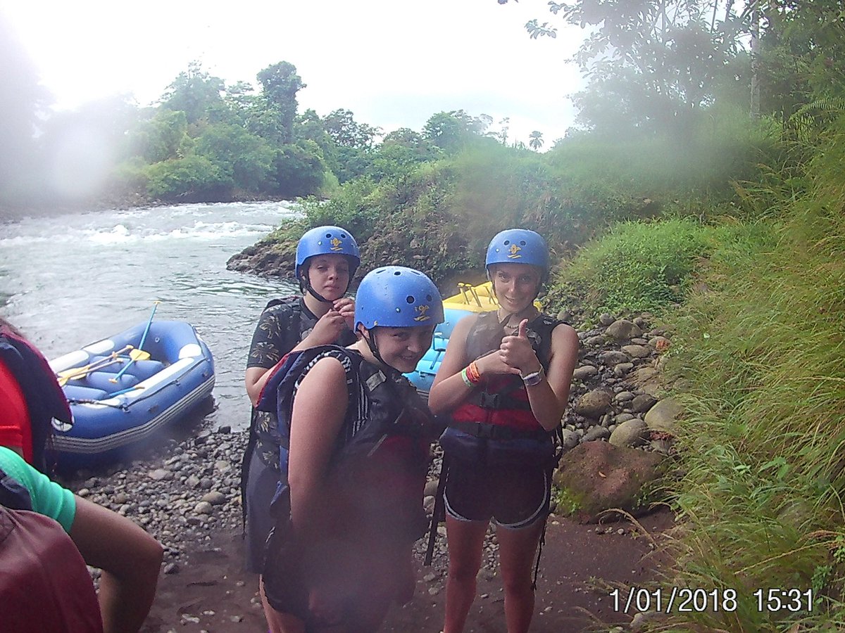 MuskyBands's tweet photo. You have to check out white water rafting in Costa Rica! Get ready to come back in June of ‘21 EHS! Day 5 was a blast, now off to Panama tomorrow! #ewaubu #bepartoftheE #outdoorclassroom https://t.co/0wIsFeU6rF