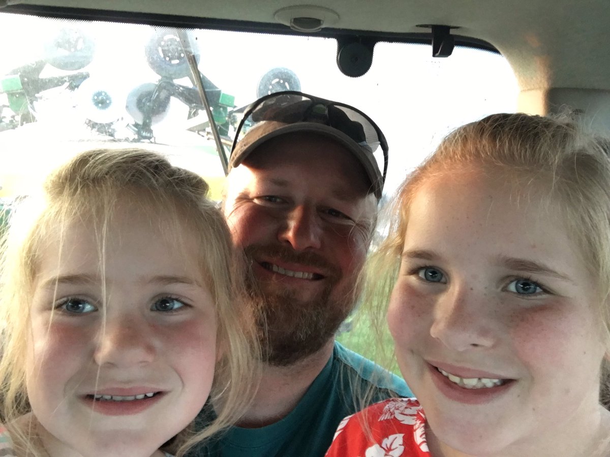 #sidedress19 #DaddyDaughter @EncircaServices