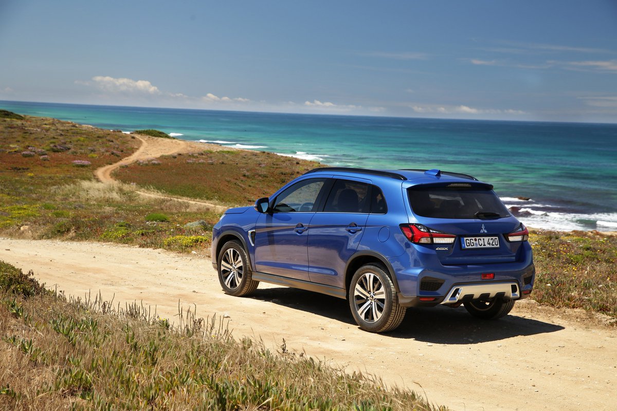 DriveMx1's tweet photo. Se presenta el nuevo diseño del crossover compacto Mitsubishi ASX 2020, con una nueva carrocería que adapta al lenguaje de diseño "Dynamic Shield", un nuevo motor más potente, un interior renovado. Esperamos pronto su llegada a México. #MitsubishiASX #DynamicShield https://t.co/nB5bJpsu6p