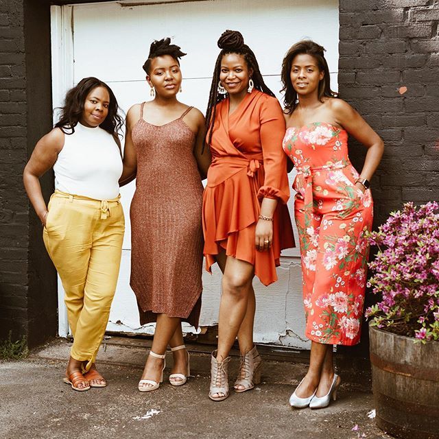 “A strong woman stands up for herself. A stronger woman stands up for everyone else.” 📷: @shotbyliv.b — —
#browngirlsbrunchct #browngirlsbrunch #ctblogger #ctbloggerbabes #melaninbeauty bit.ly/2Xc3zcg