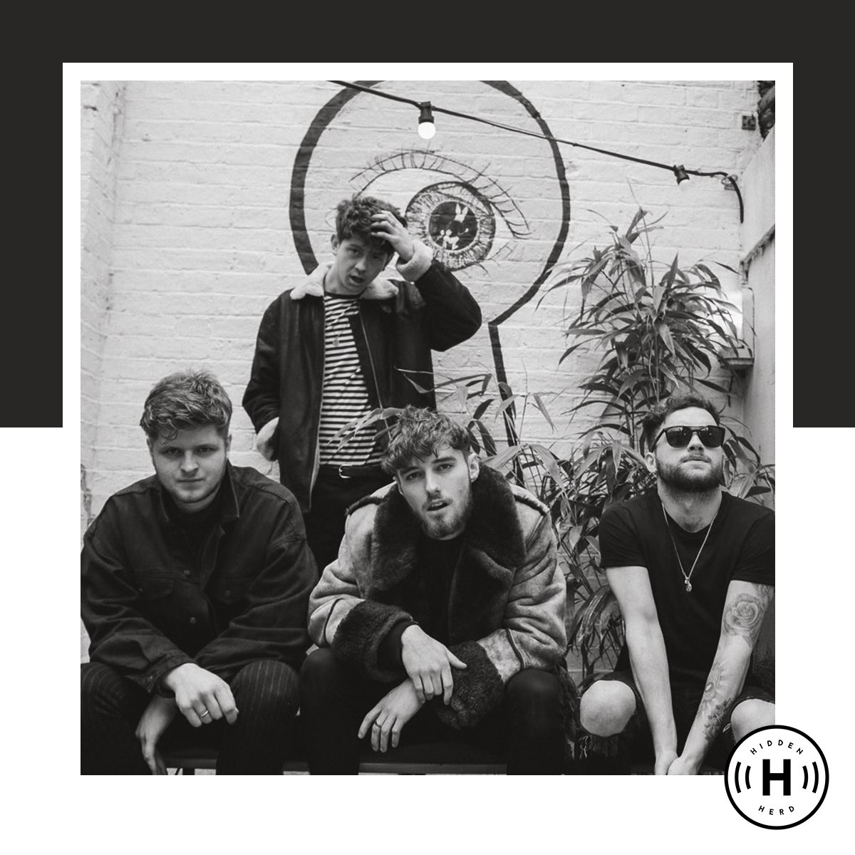 INTERVIEW 💬 | Baggy-inspired Brighton band <a href="/VATCMusic/">Voodoo and the Crypts</a> spoke to us ahead of their show with <a href="/weareComforts/">ＣＯＭＦＯＲＴＳ　゚がパ</a> at Brighton’s <a href="/Rialto_Brighton/">Rialto Theatre</a> tonight (Wednesday 12th June). Click here to read the Q&amp;A on <a href="/HIDDENHERD/">Hidden Herd</a> ➡️ bit.ly/2XG3hHs 🎶