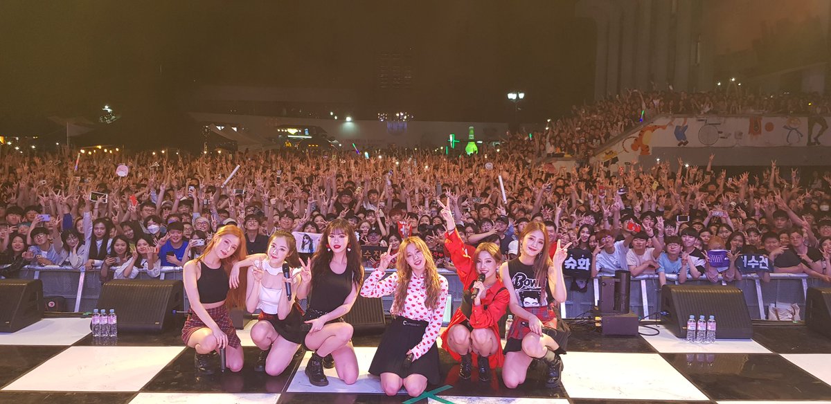 IDL6LAND's tweet photo. [#IDL6LAND] 뜨거웠던 고려대학교 축제 현장!✌ 열�� 응원 보내주셔서 정말 감사합니다💜 https://t.co/AgWlq6KV1y