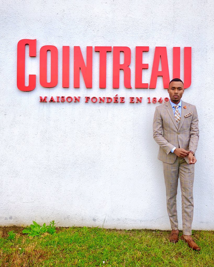 zulumkhathini's tweet photo. Global...🇫🇷 #TheArtOfTheMix 
#Cointreau170 
#CointreauSA https://t.co/8oCZ86tV9Y