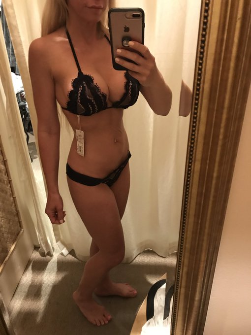 Hmm which one do you think I got 😘 https://t.co/CX4d1qQqFx<a href="/tag/mrspeternorth"class="tags"><span>#mrspeternorth</span></a><a href="/tag/nadianorth"class="tags"><span>#nadianorth</span></a>