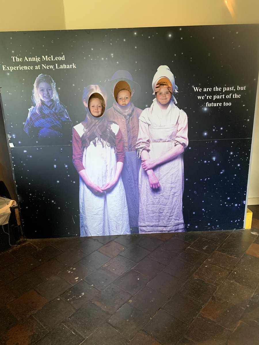 MissRhindP2's tweet photo. P2 had a fab day at @newlanarkwhs for their school trip! We loved the old toys and classroom. #VictorianTopic https://t.co/KZVTG65cYx