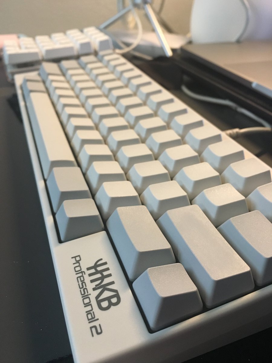 kyleaaron911's tweet photo. Today was the last day of the #HHKBchallenge and I finally have decided that my winner is the Type-S series since it's like the same thing but quiet UwU. Thank you so much to @HackingKeyboard for the opportunity to test these awesome boards for my work :D https://t.co/d05p6bui0q