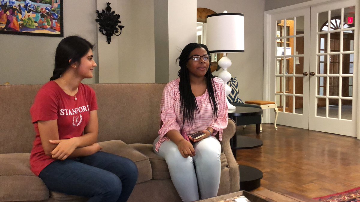 Foundation4girl's tweet photo. Meet our newest #youthambassador Cymone! So excited for her to join all the passionate #changemakers at @Foundation4girl and share her experience with #FosterCare to help make it better for other girls. #empoweringgirls #girlswithoutlabels https://t.co/rfFMREMUS9