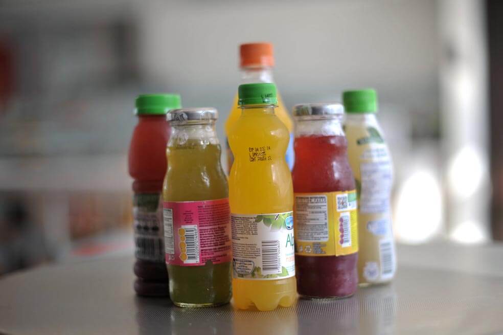 elespectador's tweet photo. Superintendencia formuló cargos a Postobón por presunta publicidad engañosa, por los comerciales de refrescos “Hit” emitidos en medios de comunicación durante los últimos dos años bajo el eslogan “Elige Hit, la fruta de verdad”.
https://t.co/M8pQiPTSpC https://t.co/BuSxLa9WpG