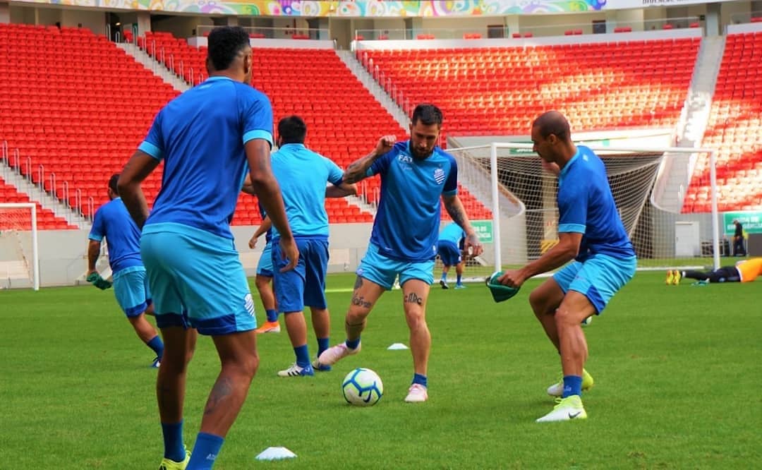 blog_mec's tweet photo. SÉRIE A

Nesta quarta-feira (12), às 21h30m teremos a partida entre @CSAoficial e @Flamengo, no Estádio Mané Garrincha em Brasília.

Pré-jogo de @MaryJenniffer.

https://t.co/Xu2MwzMqso

📸Matheus Pimenta #CSA #BlogMec #Brasileirão2019 https://t.co/As7OkhmVtU