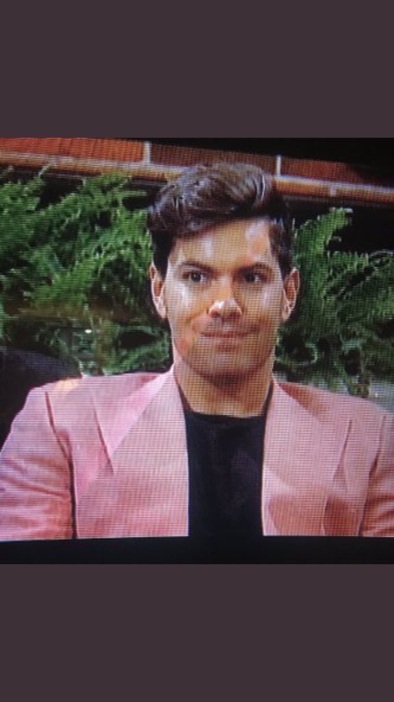 stillbabblin's tweet photo. It's a faded salmon color.  #TheBachelorette https://t.co/0VZkUS3vtU