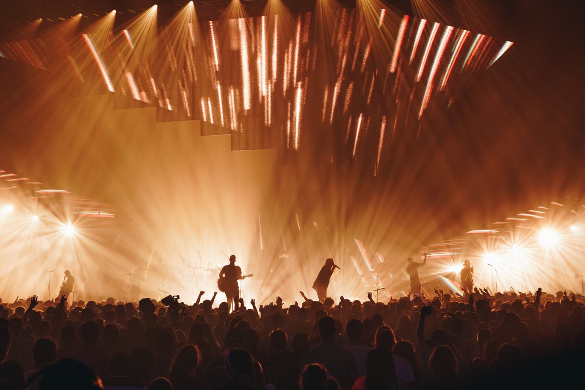 passion_camp's tweet photo. Lives are CHANGED! What a POWERFUL word from @louiegiglio and a reminder we’re never forsaken! And how about @crowdermusic bringing the house down to close out Tuesday night?

We’ll see you tomorrow at 9:45am for our next installment of SQUAD WARS. Can’t wait! https://t.co/wxZHezxz54