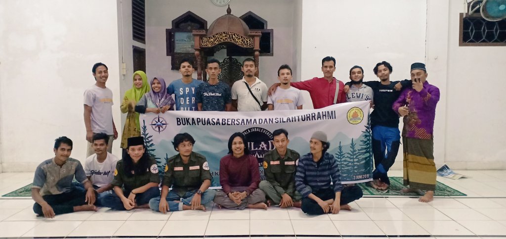 Ingatlah masa lalumu itu, biarkan dia mengalir dan terus mengembangkan rasa rindu. Rindu akan sebuah mimpi yang tertunda. 

<a href="/CeritaPidie/">#DiPidieAja</a>
<a href="/blangraweu/">Blang Raweu Eco Park #WisataPidie</a>

#MiladJEXIII 
#BersamaAlamPidie