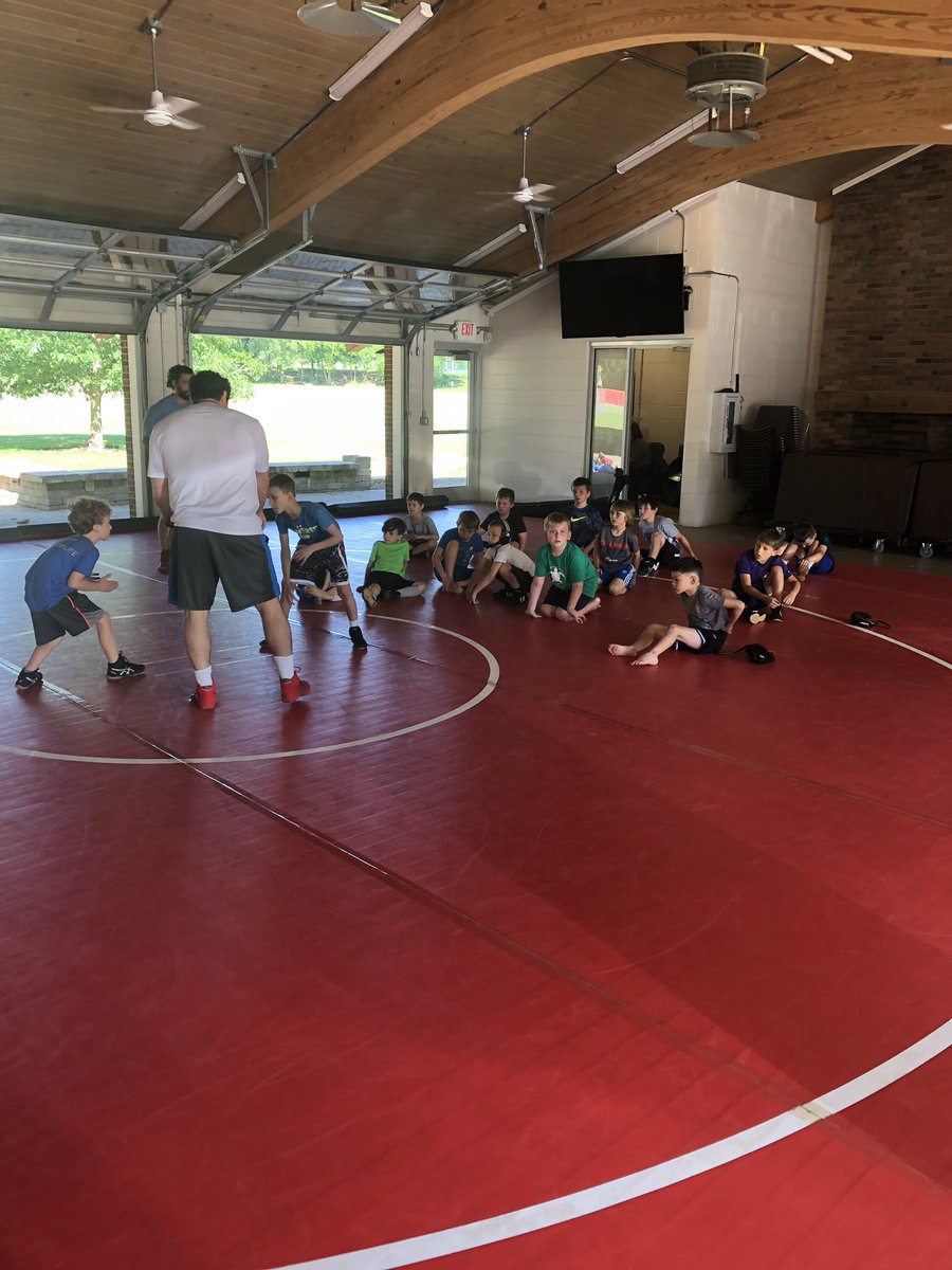 tdubwrestling's tweet image. Great first day of camp, youth and MS/HS. Thanks to alumni Noah Messerall, Ben Hoof, and Chase Haimerl for some great technique!