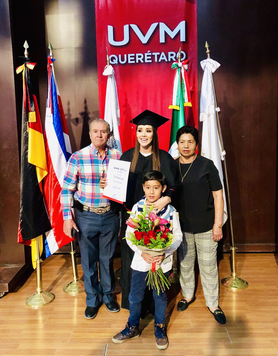 SoniaRocha1qro's tweet photo. #Posgrado 👏👏👏 #OrgullososDe💙 graduación 👩‍🎓 🎓 https://t.co/oIzh2L3WTL