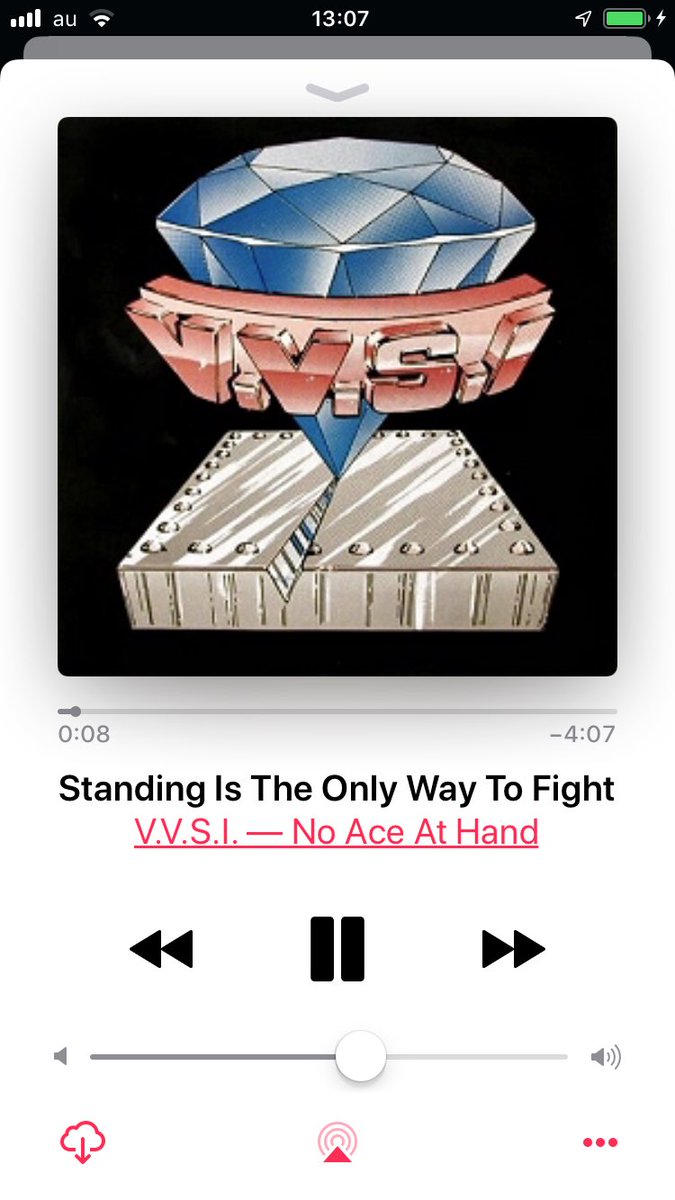 papalica_HMF's tweet photo. #VVSI (USA) - Standing Is The Only Way To Fight https://t.co/XoqzABwdOR @YouTubeより
LAを拠点として人気を博したもののアルバム1枚で消えたパサディナの4人組、1986年デビュー作から。ポップな曲と快活なボーカル、テクニカルなギターとありがち過ぎたのか?曲も良いしカッコいいけど。 https://t.co/7MvcDH3m0d