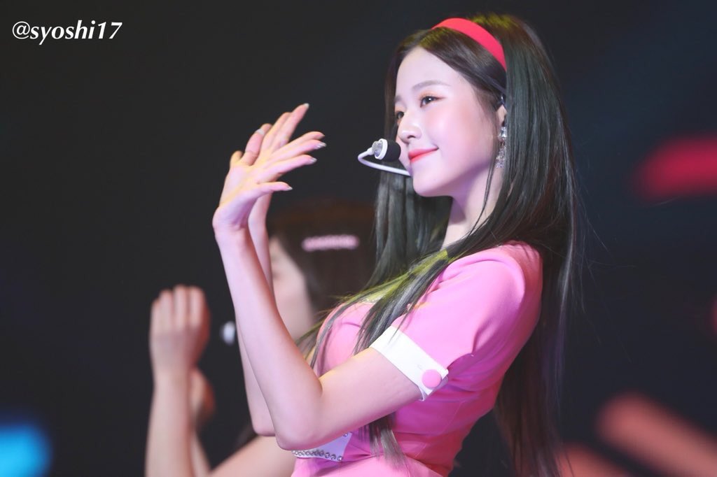 wonyoung pics tweet media