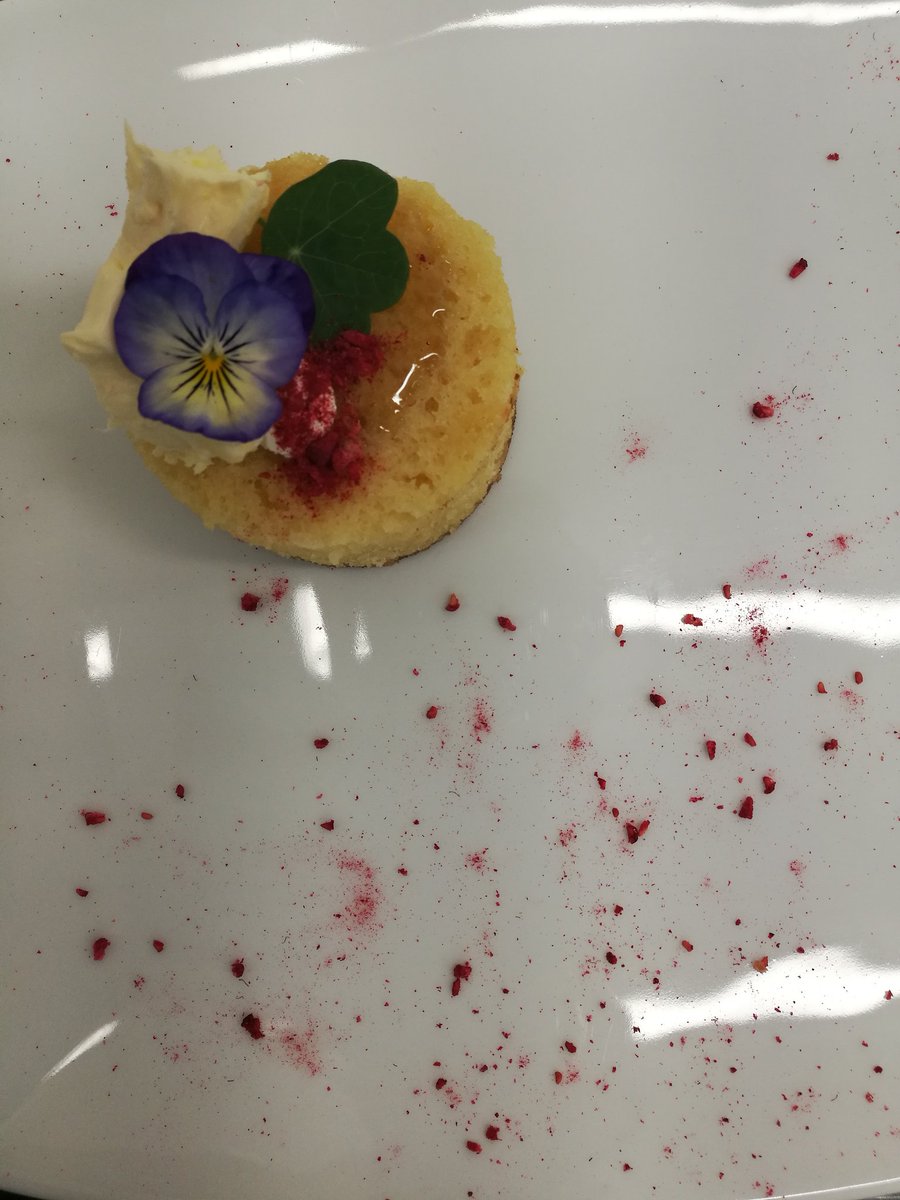 RHSBCatering's tweet photo. Fabulous food at governor's leaving dinner last night @RoyalHighBath @HolroydHowe @VegaPatricia16 https://t.co/1xQFEcKg5l