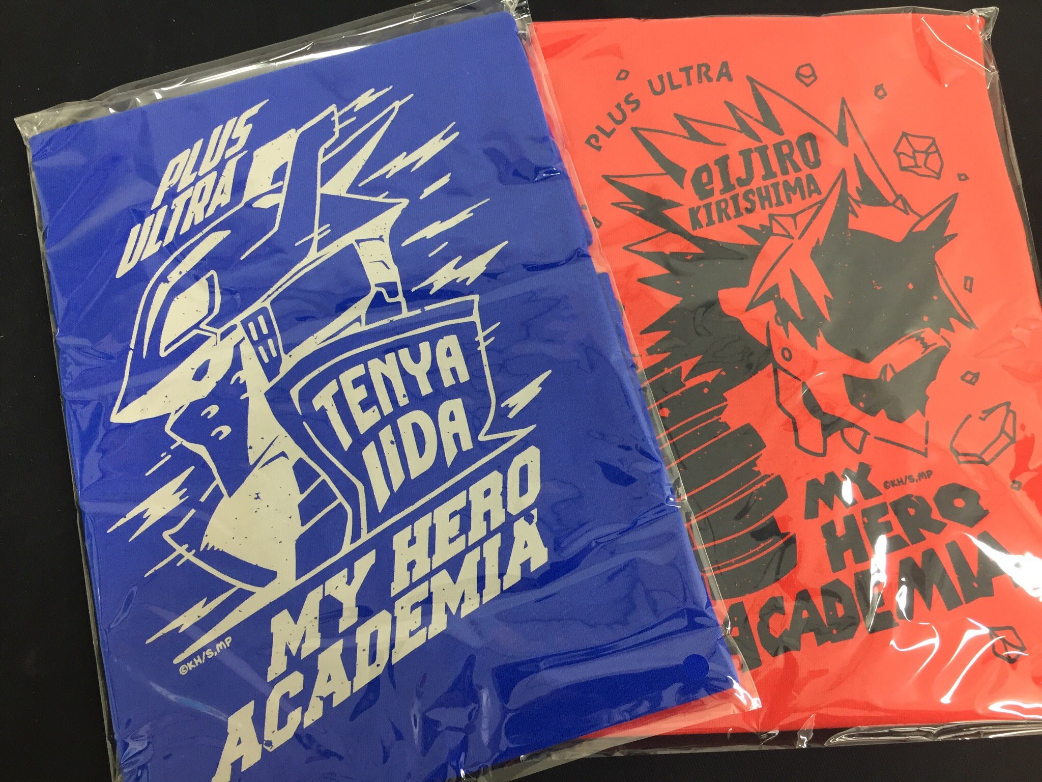 アニメイト横浜ビブレ 土日祝は10時 21時まで営業 グッズ入荷情報 僕のヒーローアカデミア ヒーローtシャツvol 4 が各種入荷致しましたー キャラクターの顔シルエットがオシャレでカッコイイデザインになって登場ハマ Heroaca A ヒロアカ