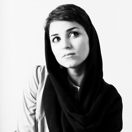 מרים אשקיאן  אמנית איראנית, רוקמת פנים של אנשים ישנים על כריות: ישנים כתינוק או חסרי מנוחה. 🧵
לכתבה המלאה; buff.ly/2IanuQl