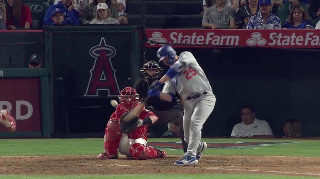 truebluela's tweet photo. David Freese will pinch hit for Barnes to lead off the eighth WITH A HOME RUN!
RBI #FreeseFrame makes it 5-3. https://t.co/gE8EUUFdAv