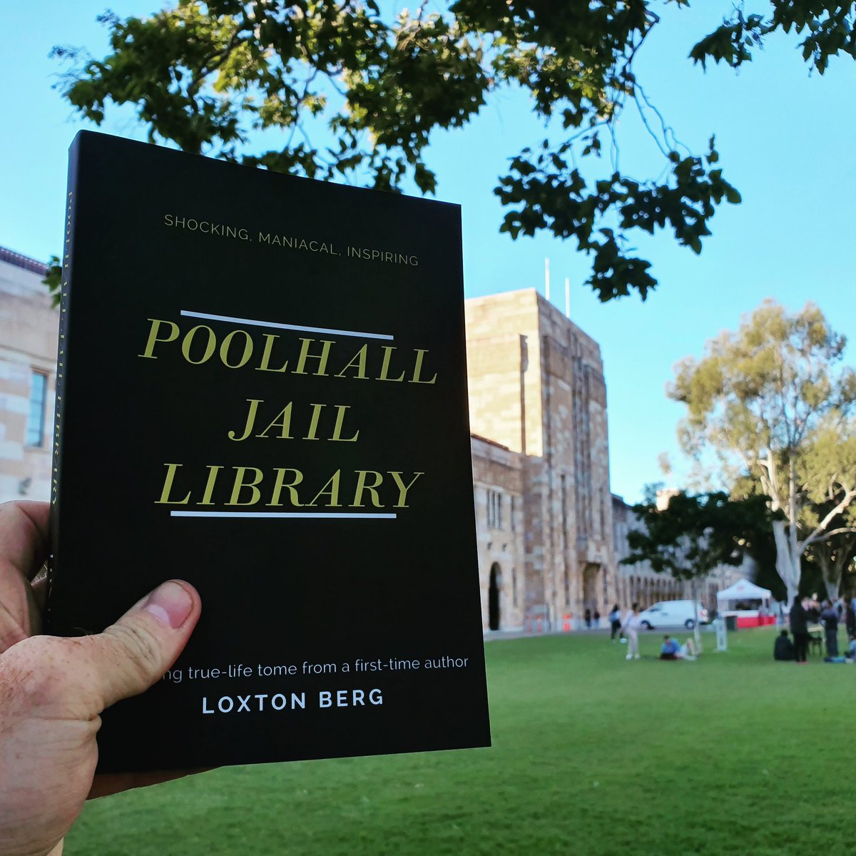 Hanging in the courtyard at #UQ with a freshly printed book.