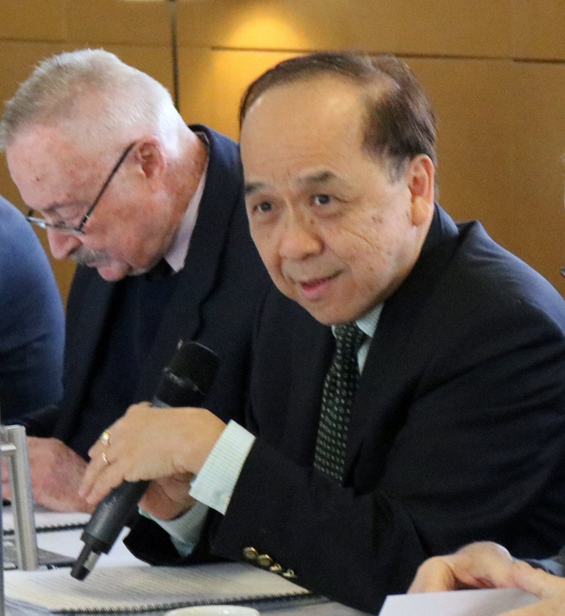 ANU_CSCAP's tweet photo. Many thanks to Professor Khong Yuen Foong from Lee Kuan Yew School @LKYSch in Singapore and Professor Zha Daojiong from Peking University @PKU1898 in China who shared their views on the theme 'Hegemony, power and prestige', inviting debate from Aus-CSCAP members. @ANU_SDSC https://t.co/GGqaRmsZAl