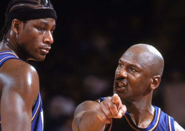 皮本的個人天賦有多出色？臂展超越詹姆斯，彈跳不輸「飛人」喬丹！-黑特籃球-NBA新聞影音圖片分享社區