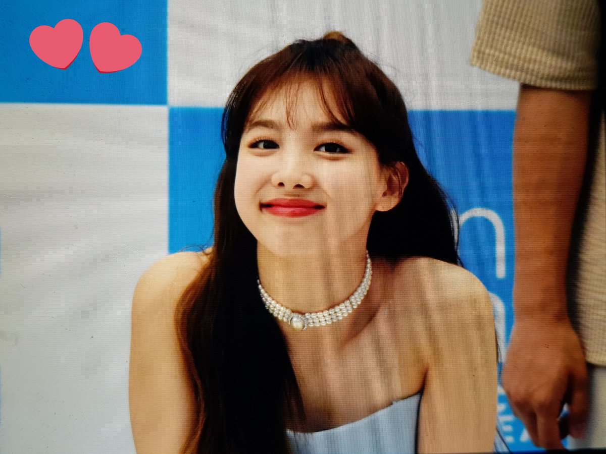 190612 프리뷰

얼마만에 덮나야ㅠㅠ
사랑해요 누나ㅠㅠ

#NAYEON #나연 #ナヨン #娜璉    
#TWICE #트와이스 #トゥワイス