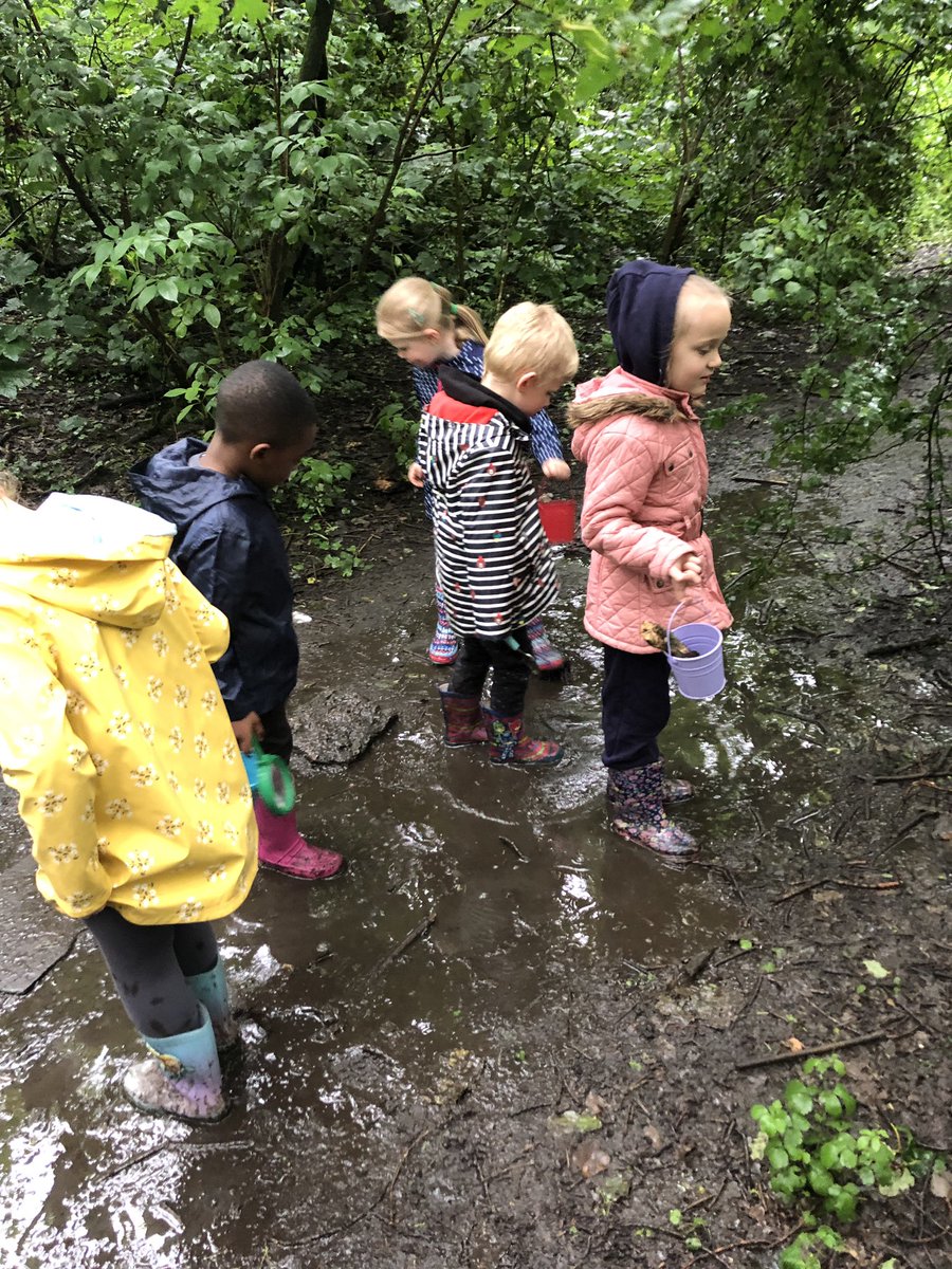 StAidansRecpt's tweet photo. Lots of puddles to splash in and muddy hills to run down! 🌧 https://t.co/XT991gj506