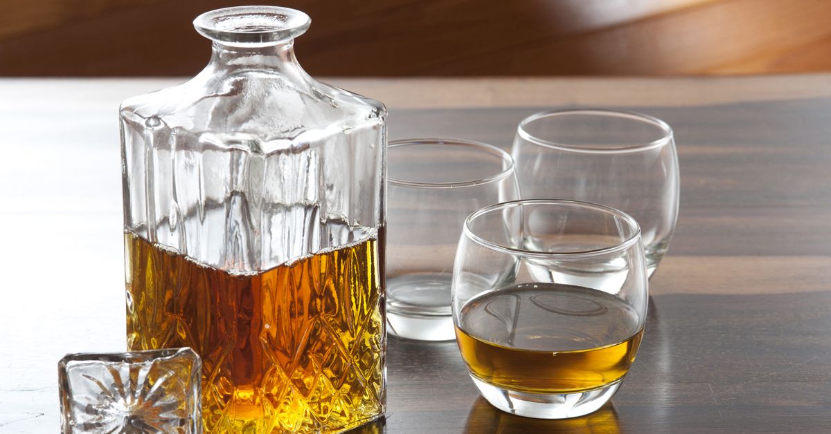 2 days until our #FathersDay deal starts! Get 10% off across all whisky and vodka throughout Father's Day weekend 👌

Browse our Father's Day range here and pop some stuff in your basket for Friday >> buff.ly/2WC2MSb