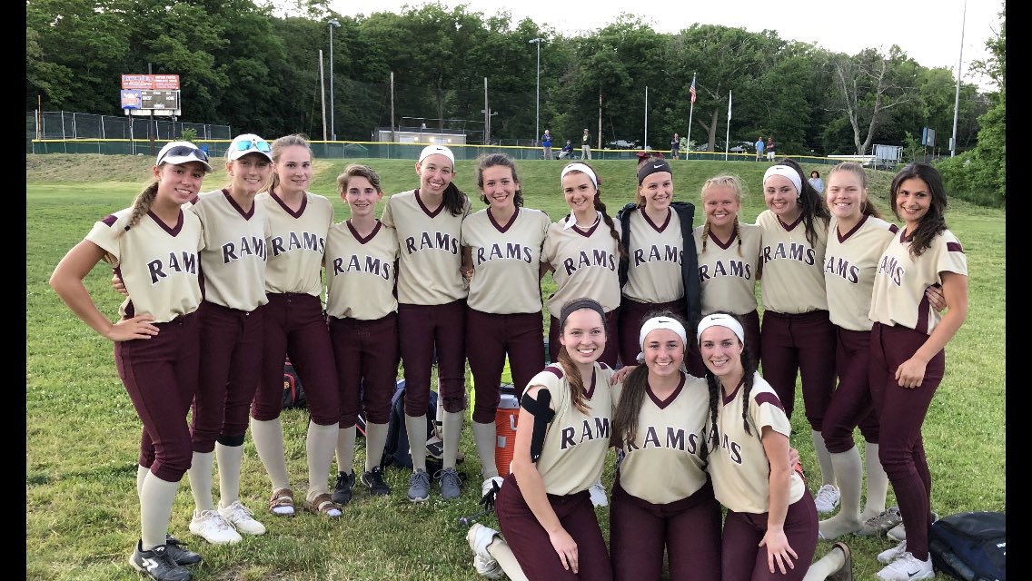 Hill_SB's tweet image. Unbelievable effort by these Ladies last night. Determination, All out Effort and Toughness earned them a chance for a Div 1 District Title. Saturday 7pm at Worcester State vs. Wachusett. #1togo #HillSoftball #Districts