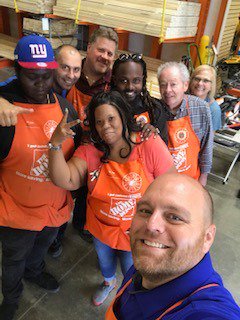 ivanprogressive's tweet photo. Assistant Joshua Glen making us all feel part of the team!  Store 3646 rocks!

@joshua_THD @ransmith4 @homedepot3646 @SDasProgressive @progressive_hd https://t.co/zn9N4sAak6