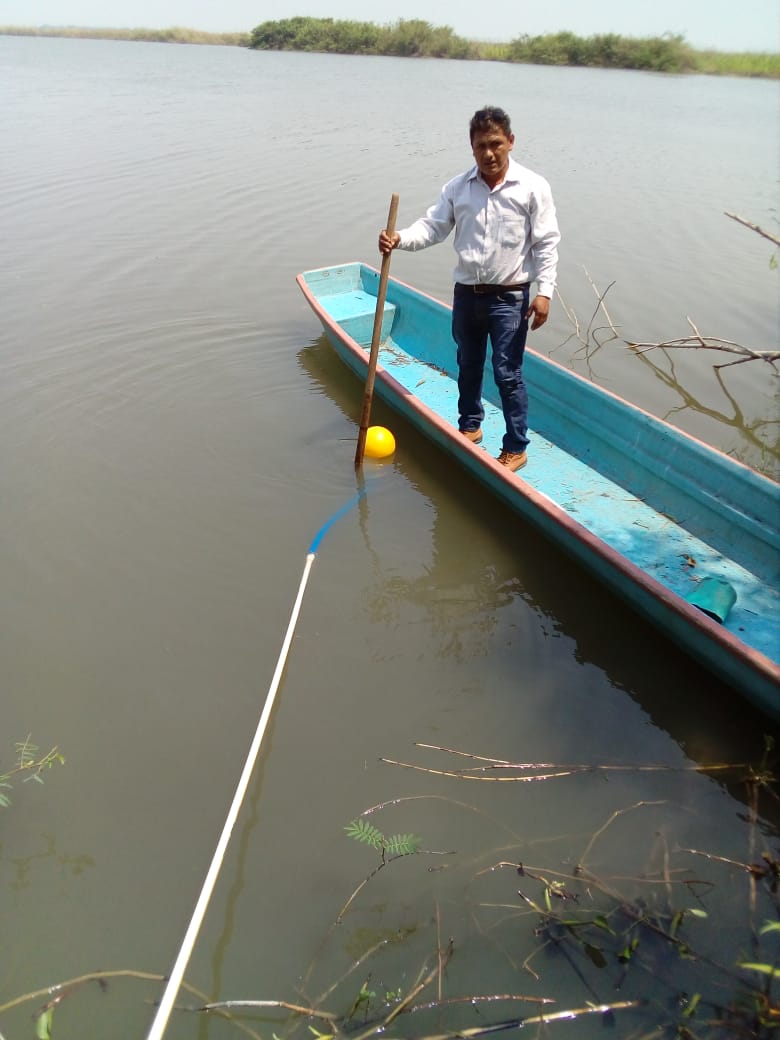 First installation of a Villagepump 500, hand-powered water treatment device, in the state of Villahermosa, Mexico. With an output of up to 500 liter water per hour, providing up to 250 people with safe drinking water. Raw water is coming from the adjacent lake.