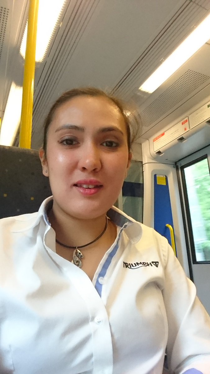 tridesignawards's tweet photo. Committee member, Marisa, is on the train to London for @DTassoc Sponsor's event! Very excited to meet like minded individuals. Thank you for the invite! #dt #design #engineering https://t.co/F41A7ncnIx