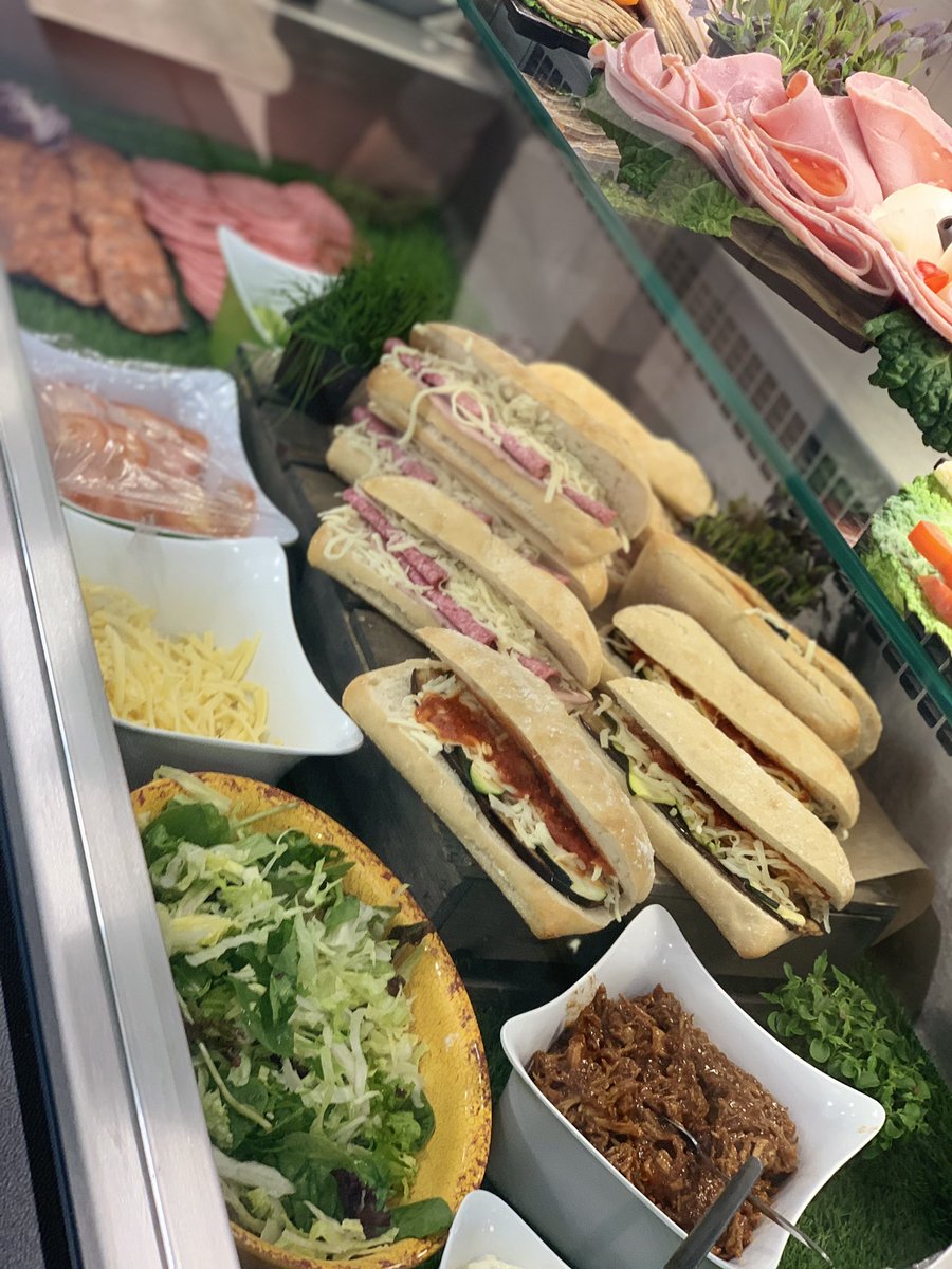 #JustDine Hospital food at it’s finest! #ocs <a href="/RoyalPapworth/">Royal Papworth Hospital NHS FT 💙</a>