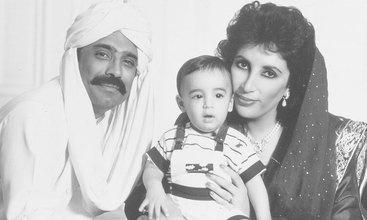 HeraldPakistan's tweet photo. Bilawal. I spent the best part of my life watching my mother fight the forces of patriarchy and this resistance to both has seeped into many layers of my thinking. It is really for others to decide how it has shaped my personality. Read more: https://t.co/yrJHj1Uiab https://t.co/CrHa7bd5xN