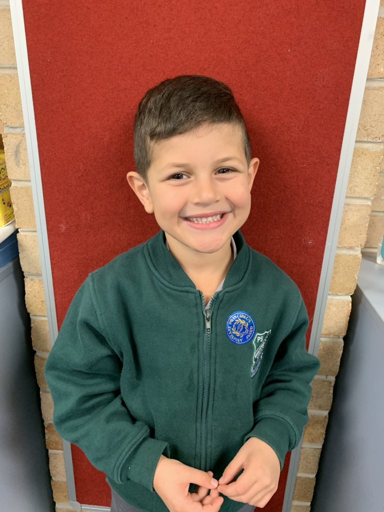Super proud kindy receiving their first Assistant Principal sticker! Isaac was so excited to show his class @Sherwood_Grange #exceptionallearning 👏🏽