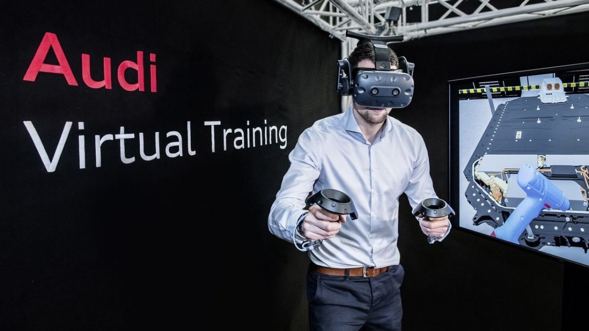Audi rolls out innovative #VR training content for the e-tron to service partners in markets worldwide. A cloud-based database lets technicians easily access training modules and practice efficiently anywhere, at any time. #TechInnovation httpslink.com/6d34c9800b7