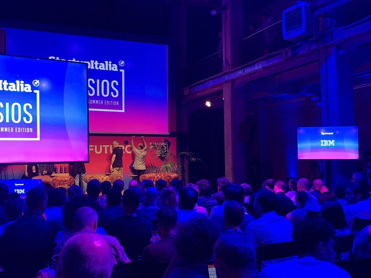 silvia_tweety's tweet photo. fare #ecosistema per trasferire #competenze e #innovazione sul territorio, promuovendo la collaborazione tra #corporates #startup e #università per costruire insieme il #futuro • so happy to be here today!! #SIOS19 #IBM
Streaming 🎥 👉🏼 https://t.co/chUwOgeWqB https://t.co/j7HdLRR61h