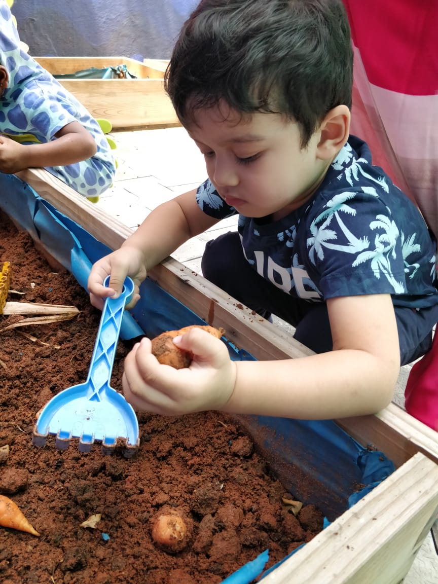 ConfusedParents's tweet photo. Looking to enrol your child in the #Best #Preschools is #Chennai? 

Here are the best #PlaySchools in Chennai here https://t.co/q5CTVQEOAF

@elemenopy

#momblogger #earlyeducation #chennaischools https://t.co/puHFtL8EMo
