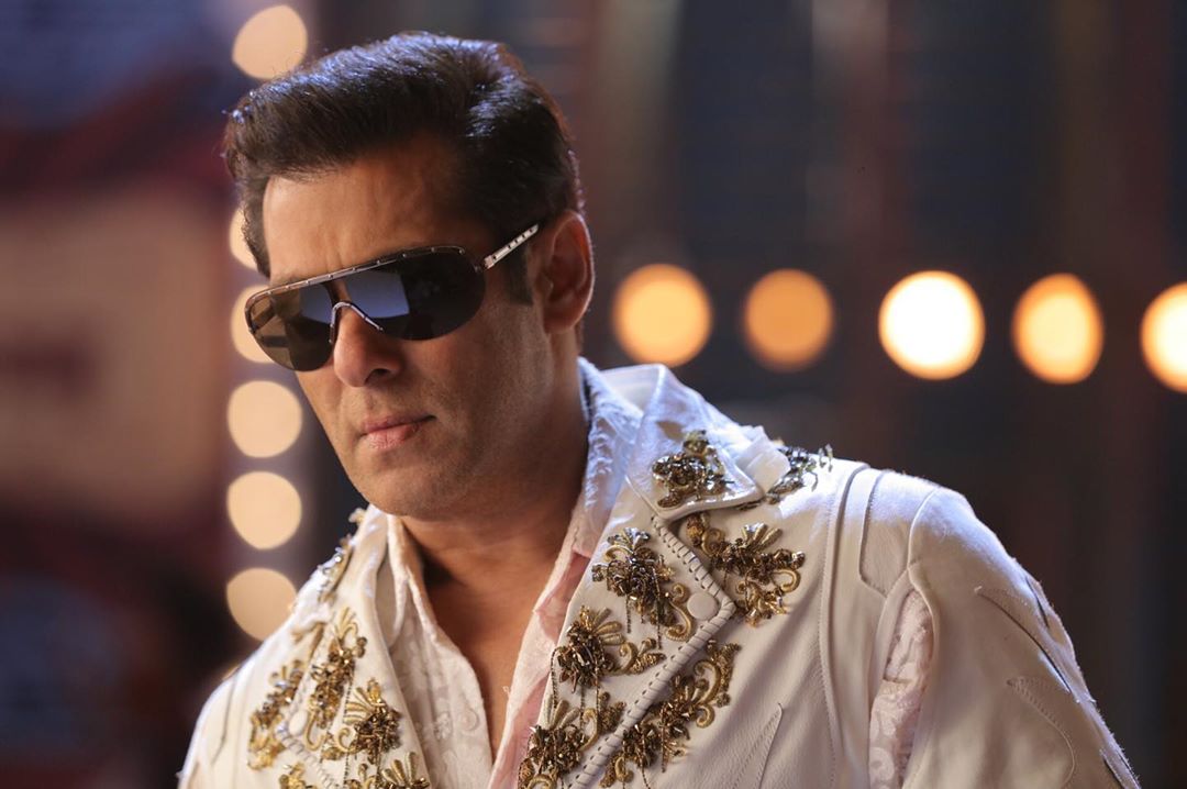 SSALMANISTAN's tweet photo. @BeingSalmanKhan Thx fr making this Eid special Luving #Bharat waiting for next Eid #InshAllah 

Jeete hai Shaan se #SalmanKhan fan ke naam se

We Luv u @BeingSalmanKhan till our Lst Brth https://t.co/cHW0uOTr2c