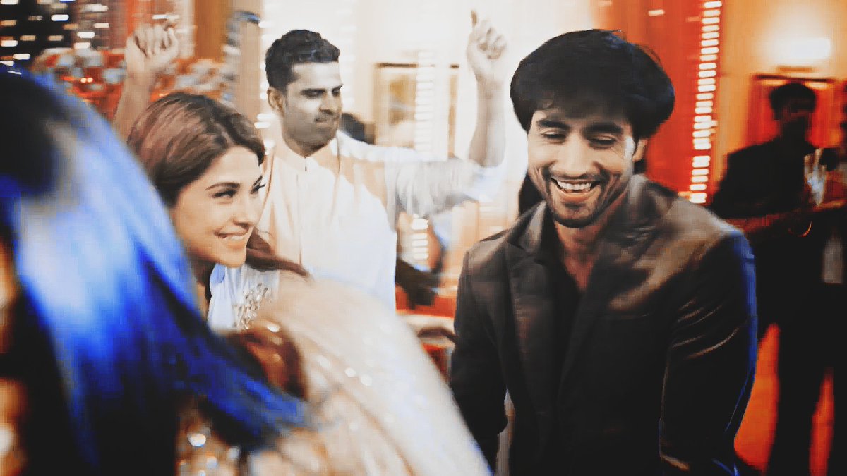 Promise Day 200: The 200th day of this thread is bittersweet. Unfortunately more bitter than the sweet. I'm proud  #Bepannaah has left such a mark on me that I have kept my promise everyday. Yet, bitter because I want  #JenShad back & would love to stop this thread very soon 