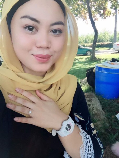 VAreputri76's tweet photo. tanteku muantab https://t.co/zI3pXNOk15