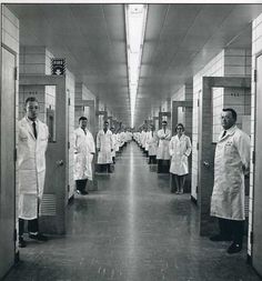 theautomatt's tweet photo. Perhaps if we had a true universal health care system instead of the ridiculous chimera we have now then costs wouldn't be a problem. But you know, that laissez-faire markets solve everything is a bipartisan belief, so.... #webefucked #TheDrum https://t.co/nR7ZKY30tm