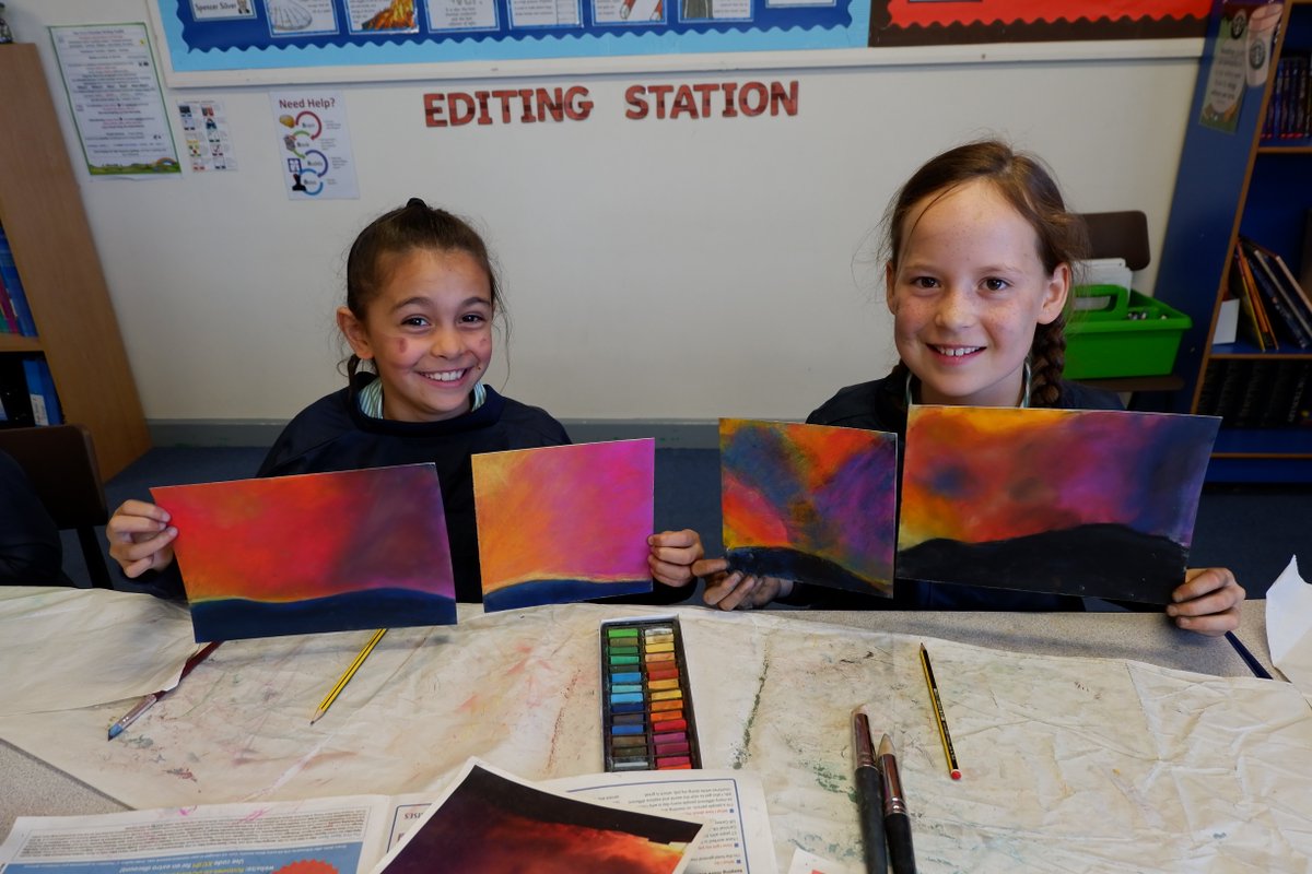DerbyHighSchool's tweet photo. Our Year 5 pupils produced some amazing artwork during their workshop with local artist, Sandra Orme! Well done everyone! https://t.co/WV6XZ7GWYl